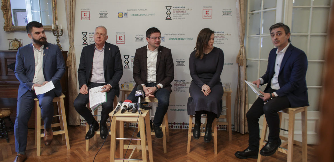 Costel Alexe, ministrul Mediului, recunoaște că poluarea din București îmbolnăvește locuitorii. Planuri de acțiune sunt, „dar populaţia nu mai are timp să aştepte”