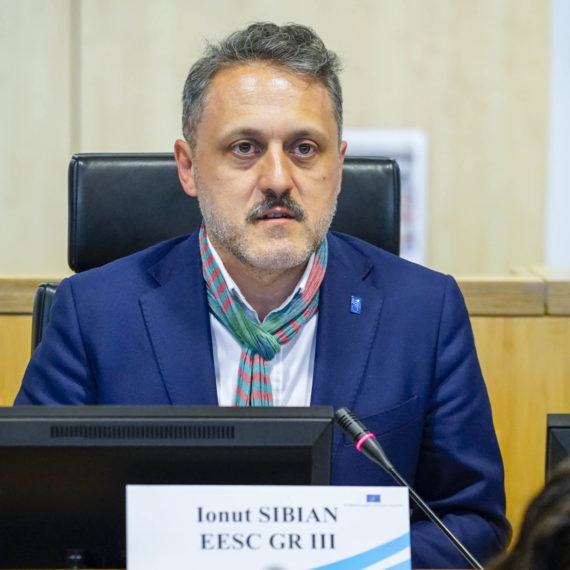 Peste 600 de ONG-uri din România au semnat un Document de Poziție față de Guvernul României