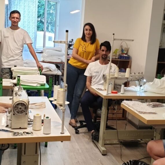 Companiile pot cumpăra produse textile de la Atelierul de Pânză  folosind „taxa pentru dizabilitate”