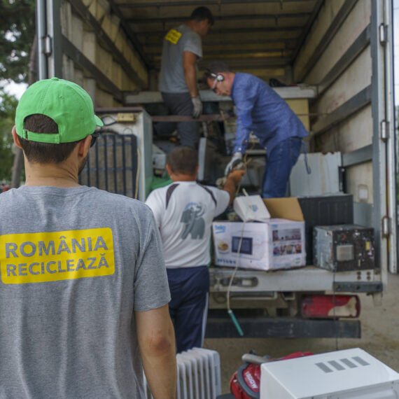 Soluții pentru colectarea deșeurilor electrice – începe o nouă ediție a campaniei România Reciclează