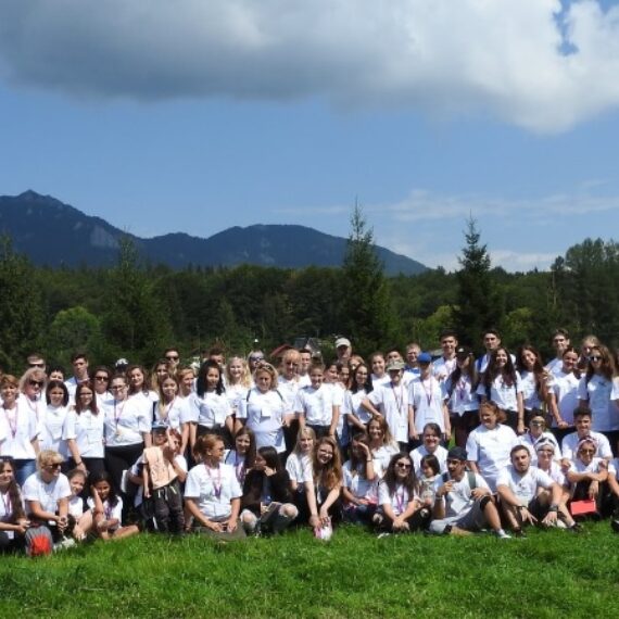 Tabăra de leadership pentru mediu Eco Provocarea premiază cei mai harnici liceeni ecologiști