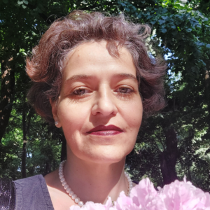 Aurora Olescu 900