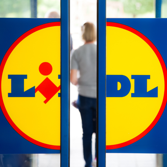 Lidl România și-a pregătit angajații în legătură cu consumul eficient de resurse, printr-un parteneriat strategic cu Electrica Furnizare și Reciclad’OR
