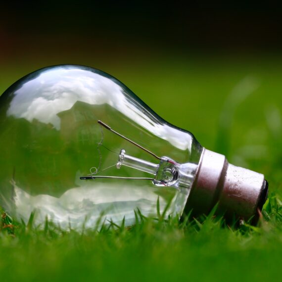 Încă o sursă de energie verde: Se construiește o hidrocentrală cu o capacitate de 2.500 MWh pe an în județul Caraș-Severin