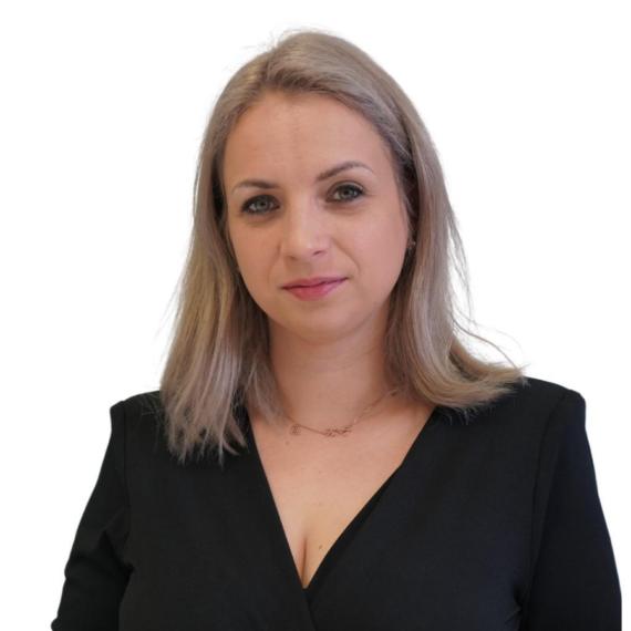 Elena Paraschiv-Pop
