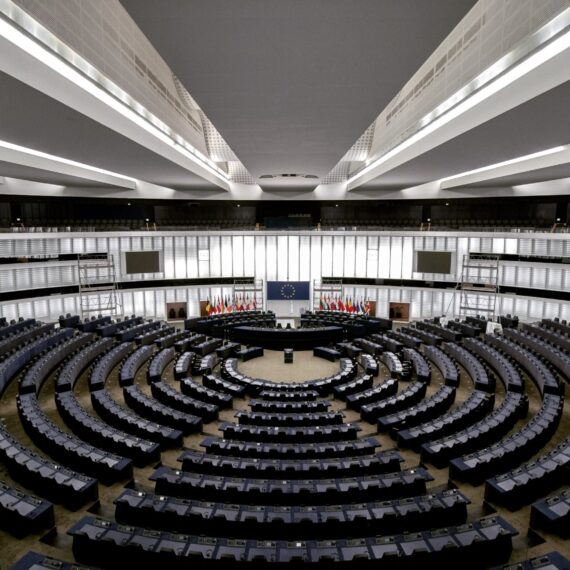 Reformele din piața europeană a certificatelor de carbon se lasă așteptate după un vot negativ al Parlamentului European