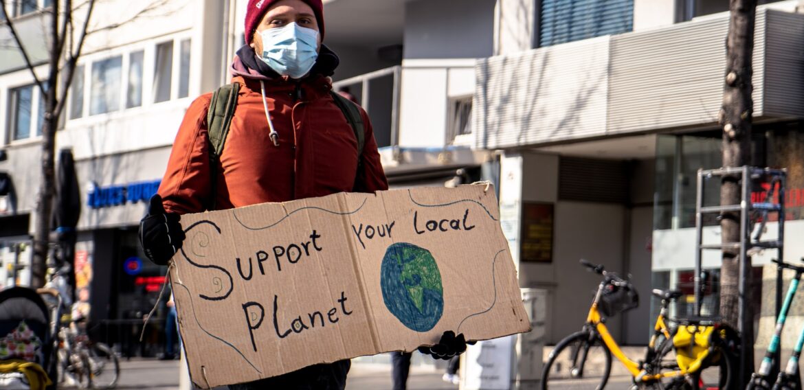 Mai puțin de 10% din fondurile de investiții cu profil climatic s-au aliniat la țintele Acordului de la Paris