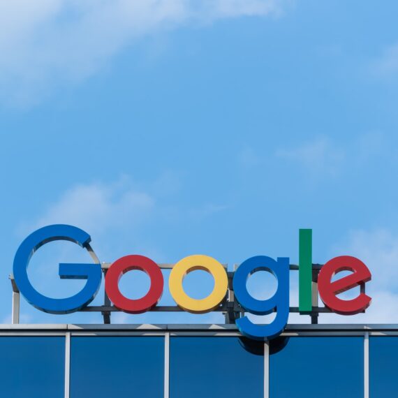 Google trebuie să plătească daune de 118 milioane de dolari după ce a compania a fost acuzată de discriminare de gen