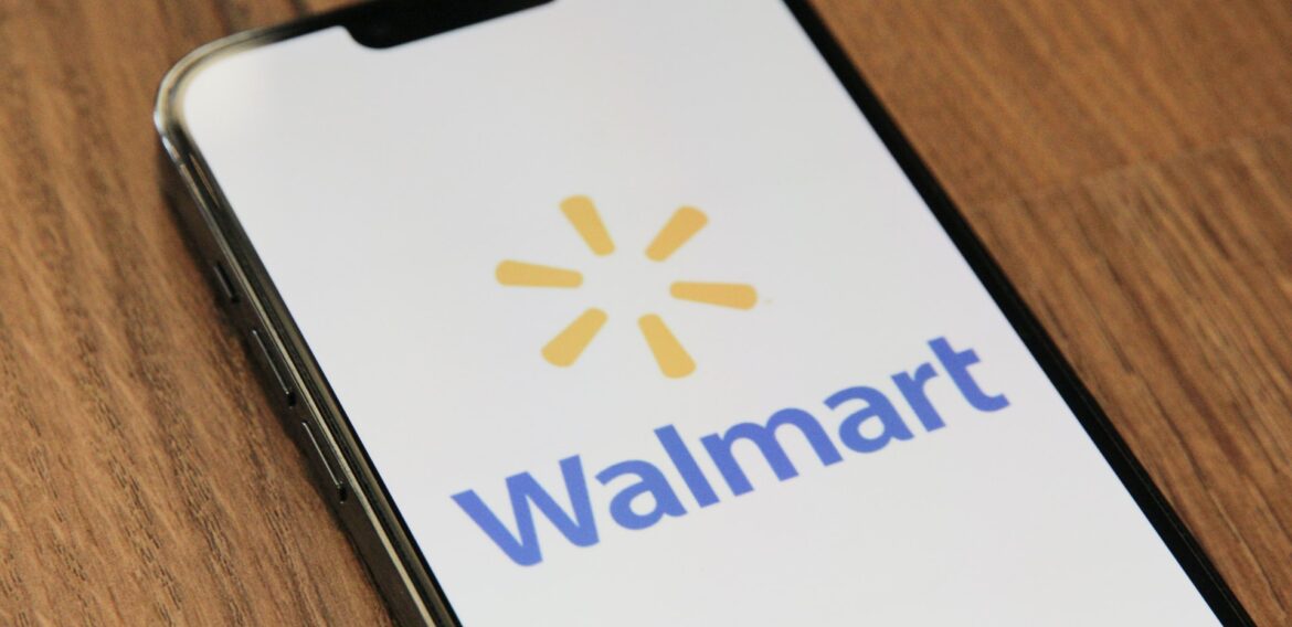 Retailerul Walmart a investit peste 1 miliard de dolari în energie regenerabilă, clădiri sustenabile și economie circulară