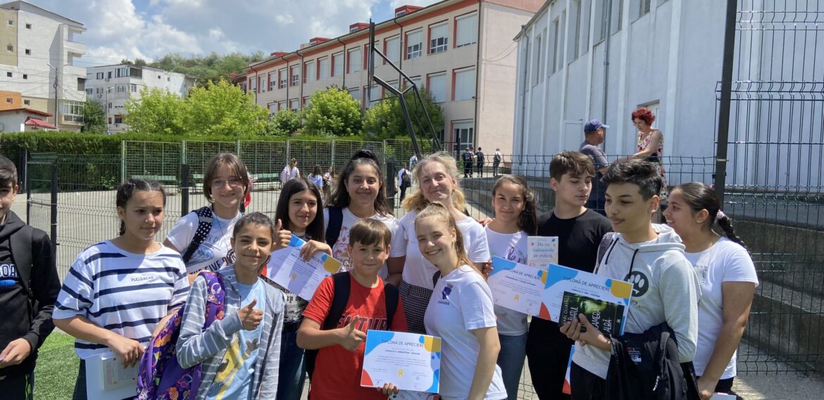 200 de elevi din Cernavodă au participat la proiectul „Creștem digital și vocațional” realizat de Asociația InspirAction