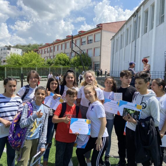200 de elevi din Cernavodă au participat la proiectul „Creștem digital și vocațional” realizat de Asociația InspirAction