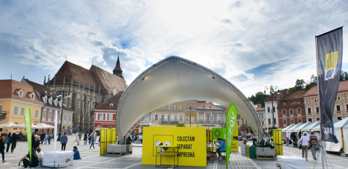 Weekend de reciclare: brașovenii au colectat separat deșeuri și au participat la ateliere creative