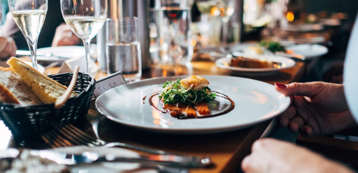 Un restaurant vegetarian din orașul britanic Bristol va afișa amprenta de carbon lângă fiecare produs din meniu
