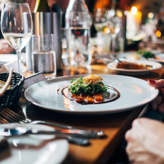 Un restaurant vegetarian din orașul britanic Bristol va afișa amprenta de carbon lângă fiecare produs din meniu