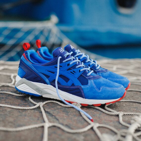 Compania ASICS a lansat o pereche de adidași cu amprentă de carbon redusă