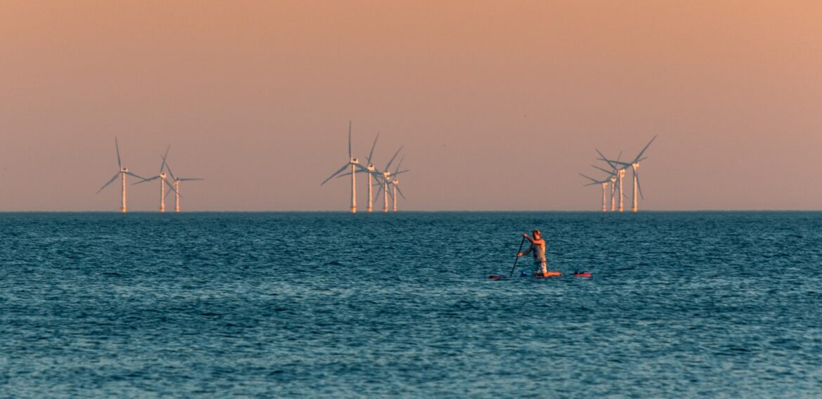 Opt state UE se aliază pentru a majora capacitățile de producție de energie eoliană offshore
