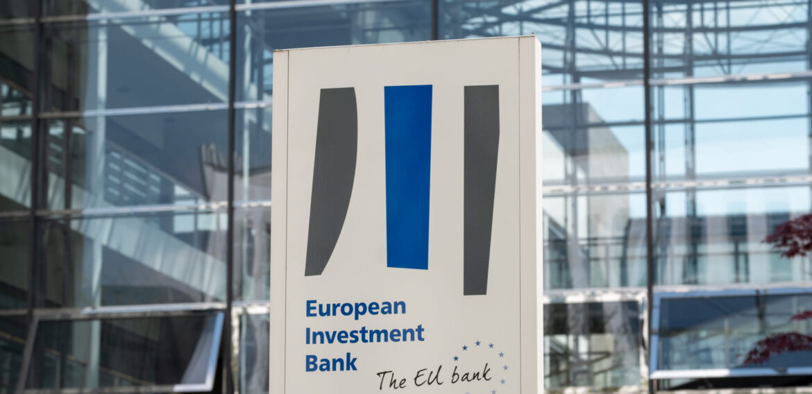 Banca Europeană de Investiții le reamintește liderilor europeni să nu se abată de la țintele climatice