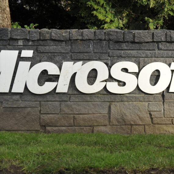 Microsoft a lansat o suită de soluții care permite urmărirea și analizarea emisiilor Scope 3