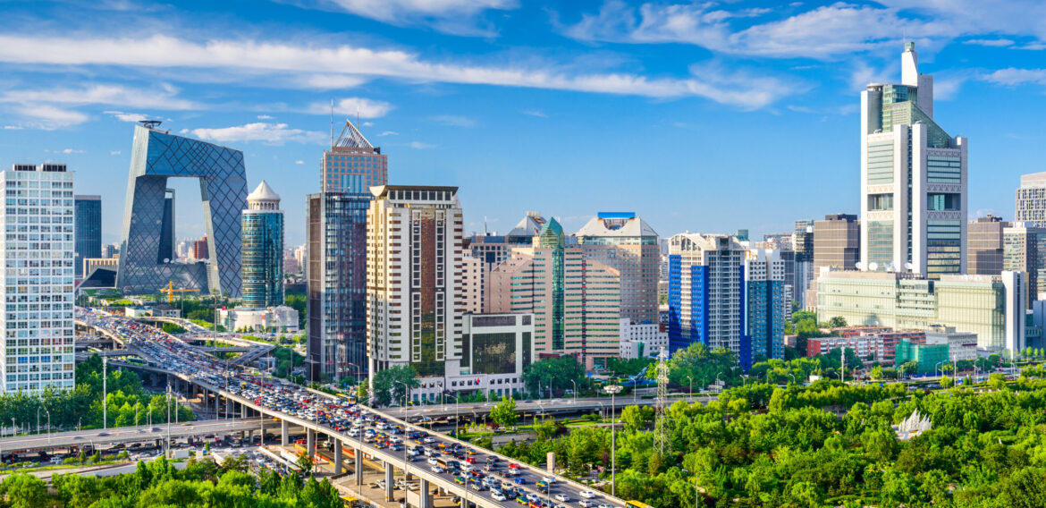 China are nevoie de investiții suplimentare de 17 trilioane de dolari pentru a atinge ținta de emisii net zero până în 2060