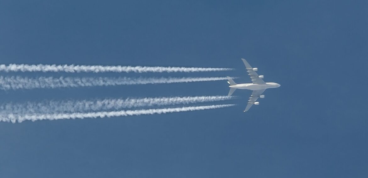 Organizația Națiunilor Unite a reușit să obțină un consens pe termen lung cu privire emisiile din industria aviatică