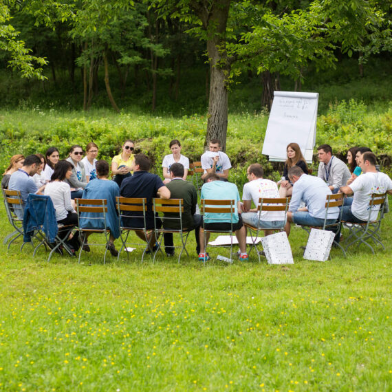 Leaders Challenge: program de dezvoltare a competențelor de leadership esențiale pentru liderii la început de drum