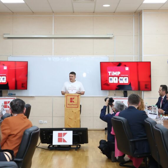 Studiu Kaufland: Doar 5% dintre români fac voluntariat în mod constant și activ
